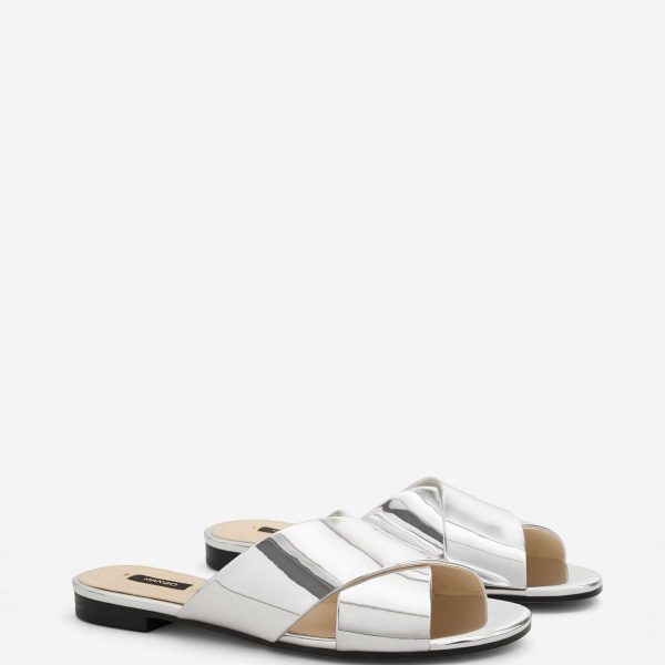 Cross strap sandals